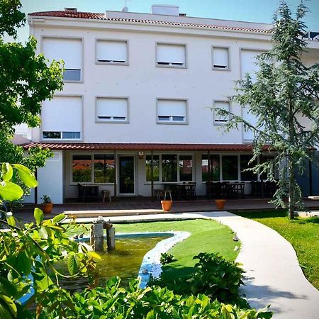 Pincheiro Apartamentos Turisticos โปบราโดคารามิงยาล ภายนอก รูปภาพ